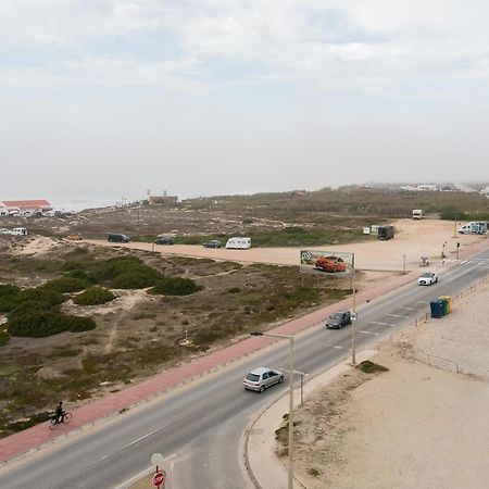 Maresia - Beachfront Peniche Apartment Exterior photo